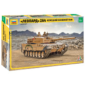 Сборная модель из пластика Немецкий основной танк «Леопард» 2А4 (1/35) Звезда - фото
