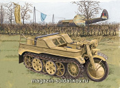Сборная модель из пластика Д Мотоцикл Sd.Kfz.2 Kleines Kettenkrad (1/6) Dragon - фото