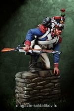Сборная миниатюра из металла Рядовой лёгкой пехоты, Франция 1810 (54 мм) Soldiers of Fortune - фото