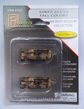 Масштабная модель в сборе и окраске Бронетранспортер Sd.Kfz. 251/22 Fall Colors 1:144, Pegasus - фото