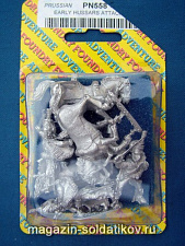 Фигурки из металла PN 558 Ранние гусары с мирлитонами атакуют (28 мм) Foundry - фото